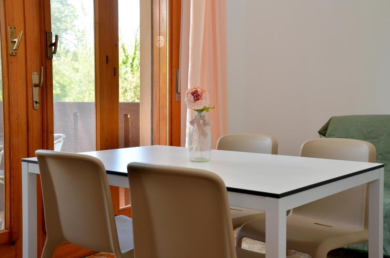 Condominio Corinzia 비비오네 외부 사진